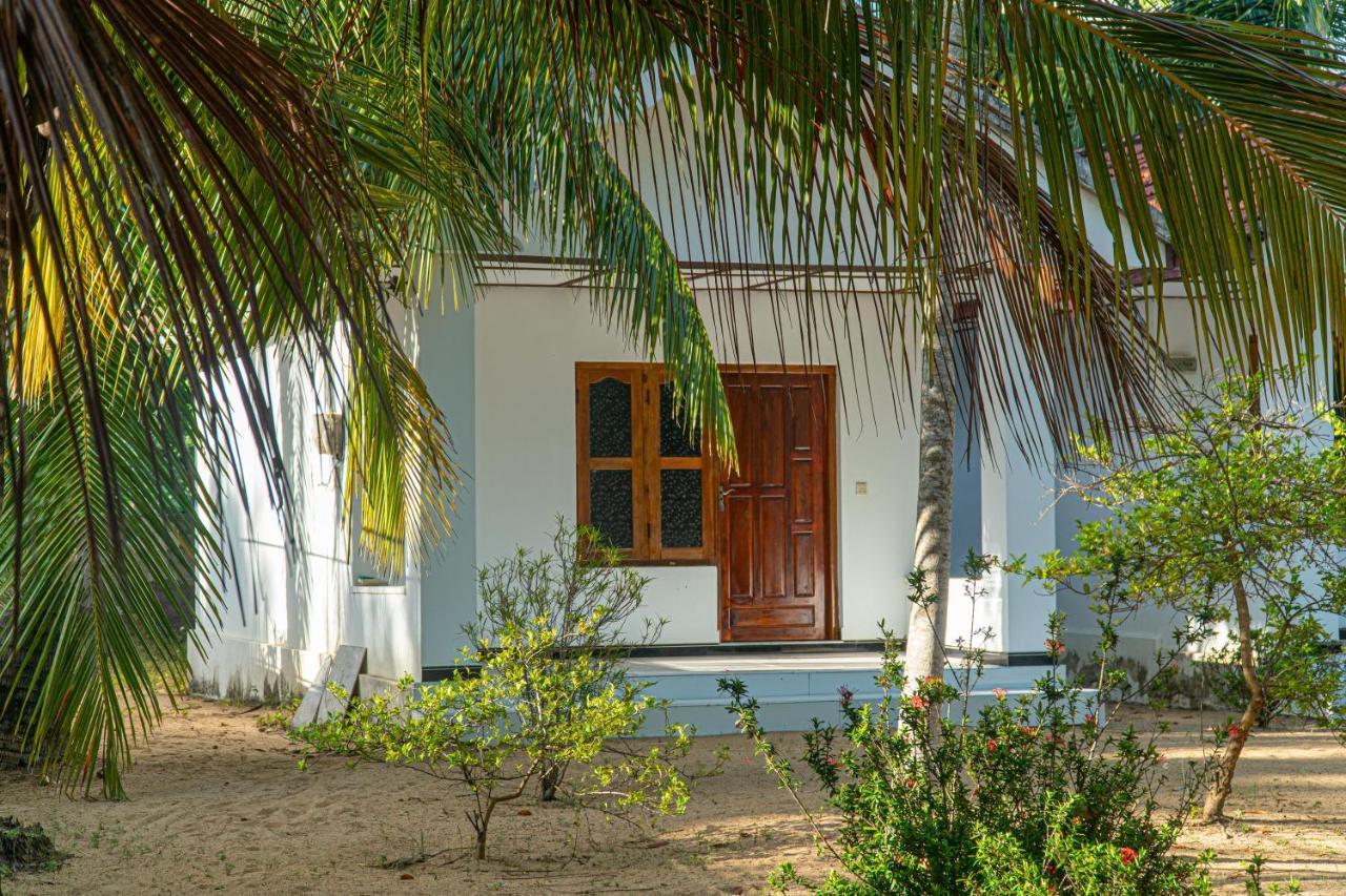 Surf & Yoga Arugam Bay Exterior foto