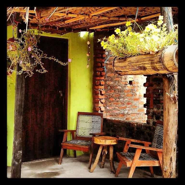 Surf & Yoga Arugam Bay Exterior foto